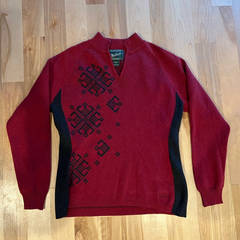Woolrich Women’s Pullover Nordic Sweater.Snowflakes. Burgundy/Red. Size Large